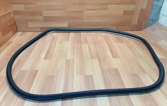 Renault Espace V (RFC) Front door rubber seal 808322238R