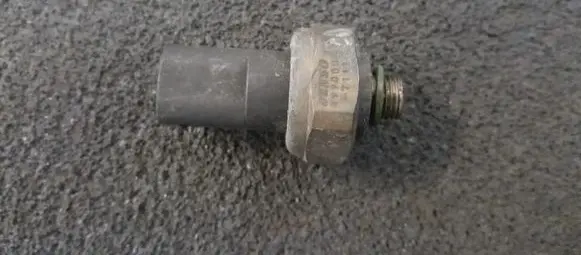Air conditioning (A/C) pressure sensor