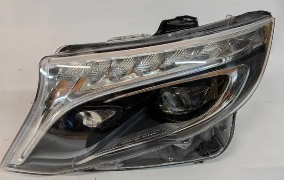 Mercedes-Benz Vito Viano W447 Headlight/headlamp A4479069700