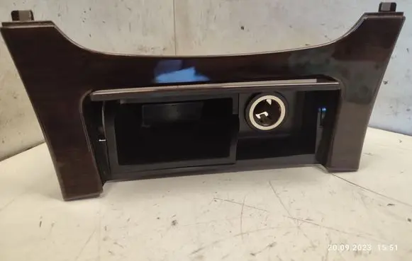 Opel Insignia A Car ashtray 13320460