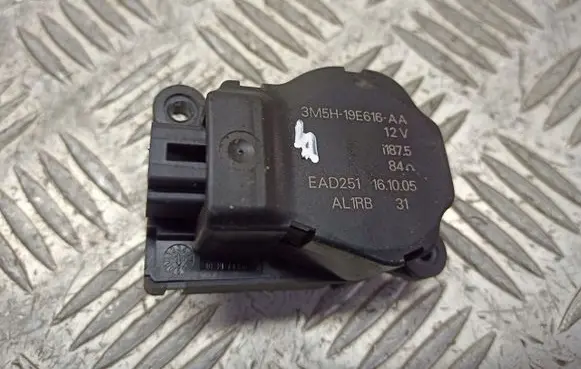 Ford Focus C-MAX A/C air flow flap actuator/motor 3M5H-19E616-AA