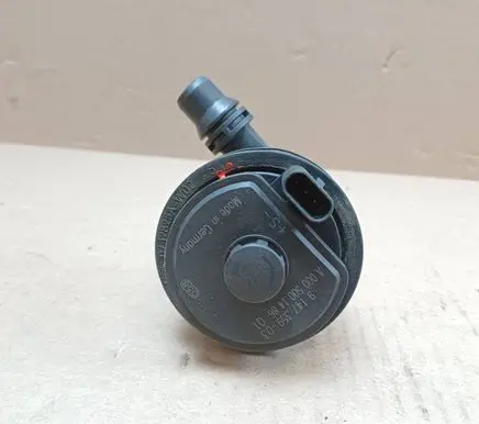 BMW i3 Electric auxiliary coolant/water pump 9147359 A0005001486Q1