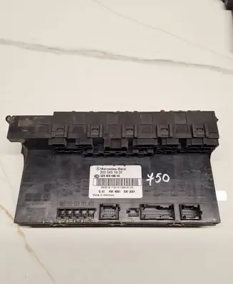 Mercedes-Benz C W203 Fuse module 2035451801 5DK00848640