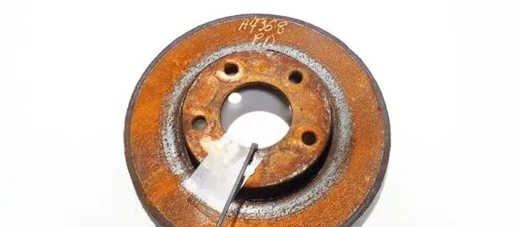 Mazda 3 I Front brake disc ventiliuojamas