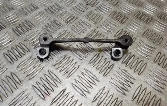 Ford Mondeo MK V A/C compressor mount bracket DS7G8D611AA