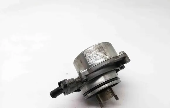 BMW 3 E90 E91 Vacuum pump 7004370127791232