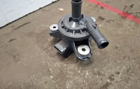 Volvo V60 Electric auxiliary coolant/water pump 31319023