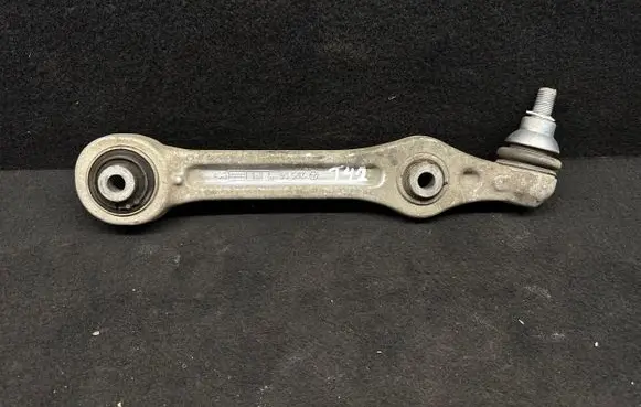 Mercedes-Benz C W205 Front control arm 20519