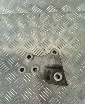 Opel Astra K Gearbox mounting bracket 42496587