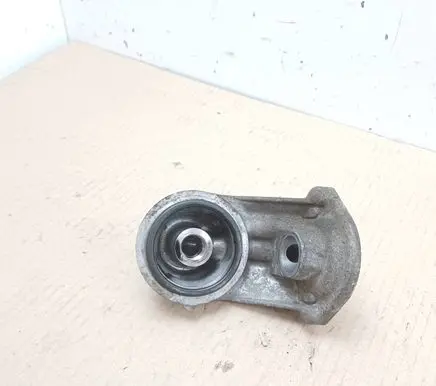 Volkswagen Transporter - Caravelle T4 Oil filter mounting bracket 074115417A