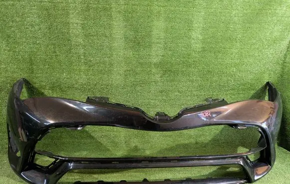 Toyota Avensis T270 Front bumper 5211905230