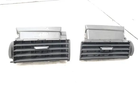 Citroen C5 Dash center air vent grill 9682442377 9682442677