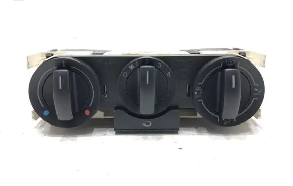 Volkswagen Polo IV 9N3 Interior fan control switch 6Q0819045Q