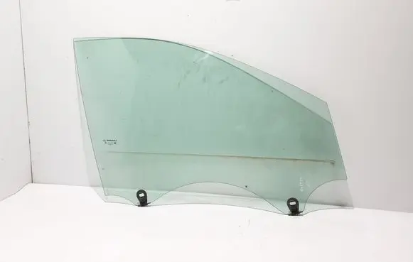 Renault Austral Front door window glass four-door 803000182R