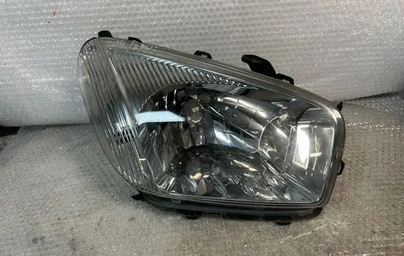Toyota RAV 4 (XA20) Headlight/headlamp 