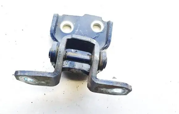 Suzuki SX4 Front door upper hinge