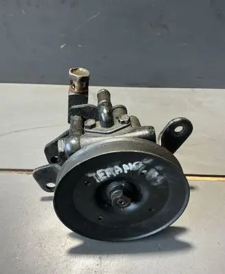 Nissan Terrano Power steering pump 7F700 29217121