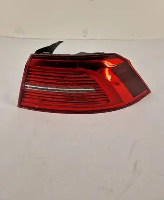 Volkswagen PASSAT B8 Rear/tail lights 3G5945208