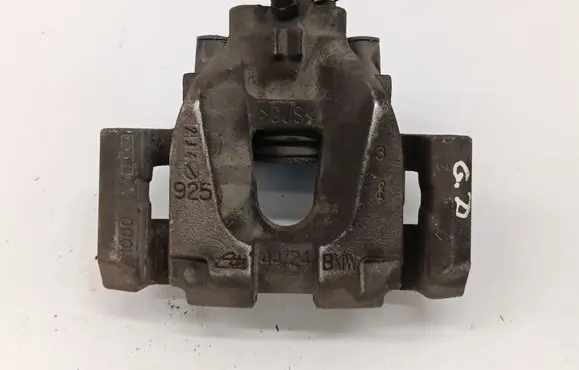 BMW 7 F01 F02 F03 F04 Rear brake caliper