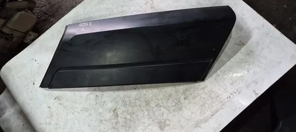 Land Rover Range Rover L322 (C) pillar trim DDH000093
