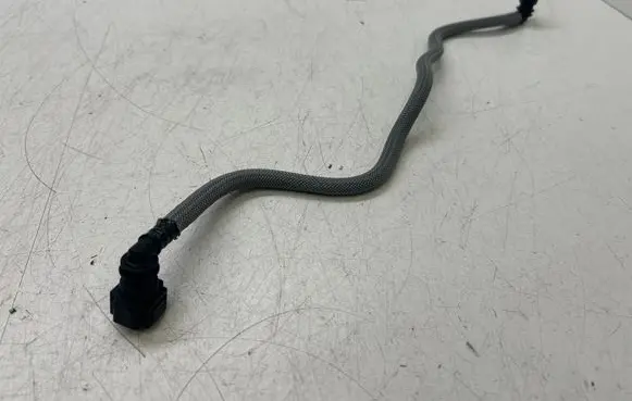 Brake vacuum hose/pipe