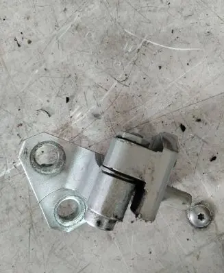 Volkswagen Golf Plus Rear door upper hinge