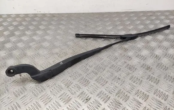 Land Rover Range Rover Sport L320 Windshield/front glass wiper blade DKB500270