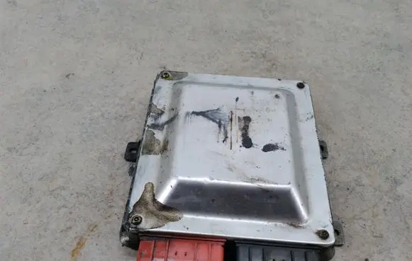 Land Rover Discovery Engine control unit/module ECU MSB101184