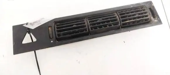 Volkswagen Transporter - Caravelle T4 Dash center air vent grill 7D1819703B 7D1819709