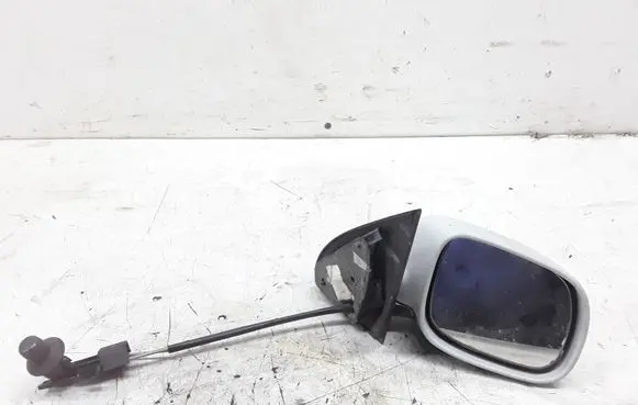 Skoda Fabia Mk1 (6Y) Manual wing mirror E8012659