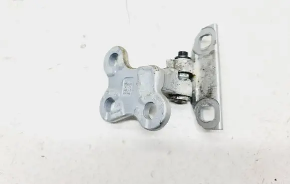 Volvo S60 Front door lower hinge 312185515 A046572
