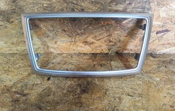 Mercedes-Benz ML W166 Radio/GPS head unit trim A1666800317