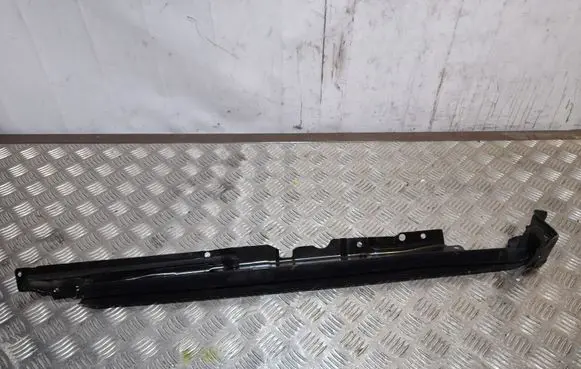 Mercedes-Benz E A207 Front door glass trim molding A2076301328