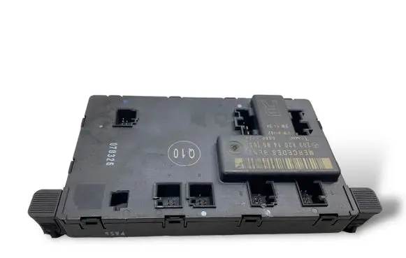Mercedes-Benz C W203 Door control unit/module 2038201485