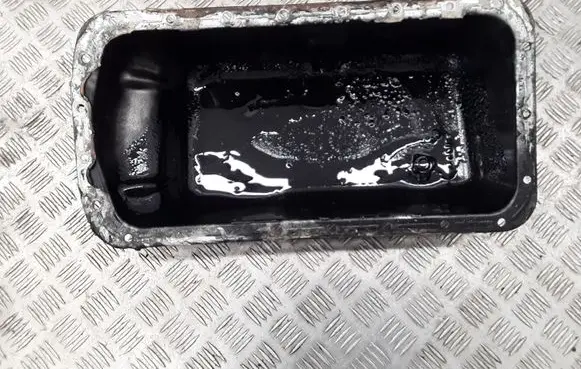 Oil sump