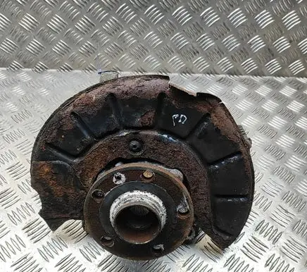 Volkswagen PASSAT B7 Front wheel hub 3C0407254F