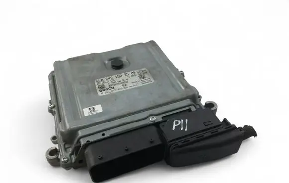 Mercedes-Benz C W204 Engine control unit/module ECU A6421503500 0281015469