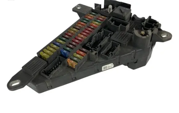 BMW 5 E60 E61 Fuse module 9138830 6906619
