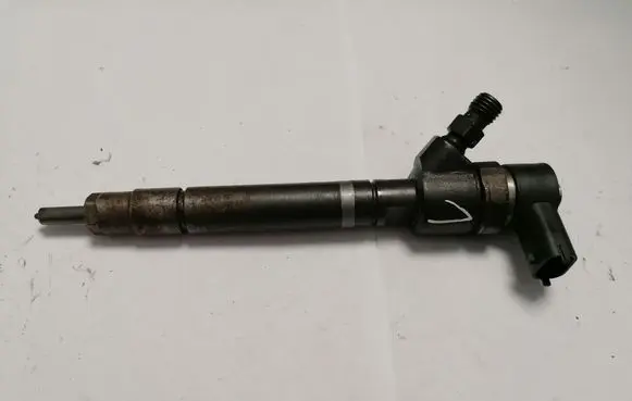 Volvo XC90 Fuel injector 0445110251