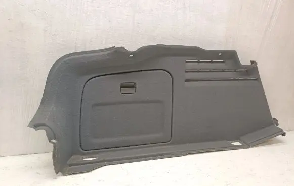 Trunk/boot lower side trim panel