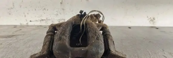 Peugeot 407 Front brake caliper