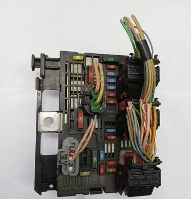 Peugeot Partner BSM Control unit 9664706280 BSMR0500 R05