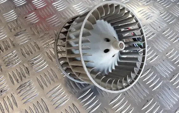 Renault Espace III Heater fan/blower 0130063506