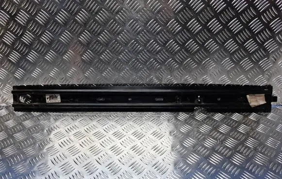 Fiat Punto (188) Front arch trim 46766375