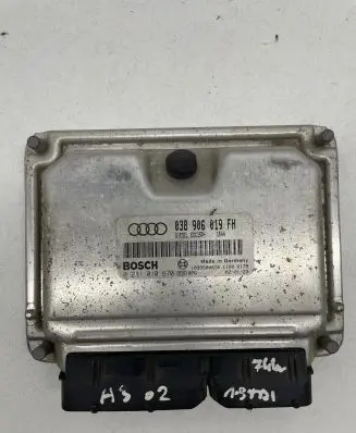 Audi A3 S3 8L Engine control unit/module 038906019FH 1039S00216 0281010670