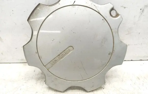 Volkswagen PASSAT B4 R14 wheel hub/cap/trim 357601147