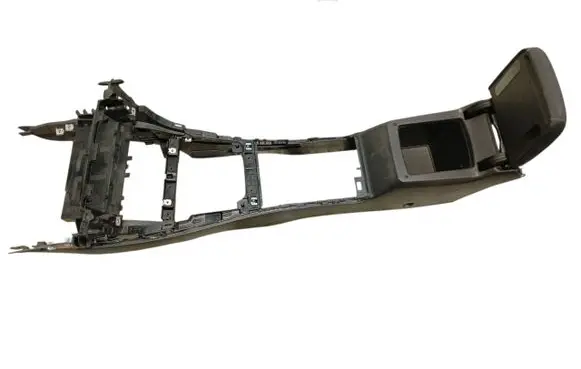 Volkswagen Polo VI Center console 