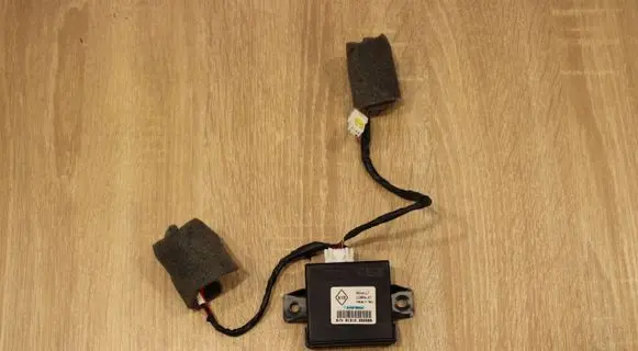 Renault Laguna III Alarm control unit/module 