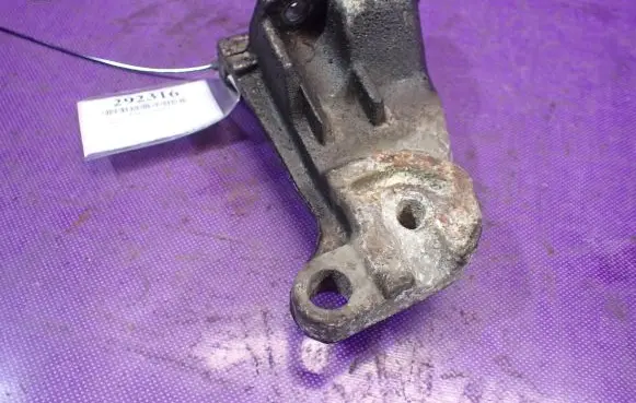 Seat Ibiza II (6k) Engine mounting bracket 1H0199354L