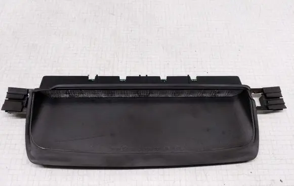 Saab 9-3 Ver1 Third/center stoplight
